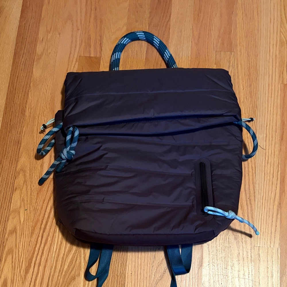 Face Forward Backpack lululemon x Roksanda